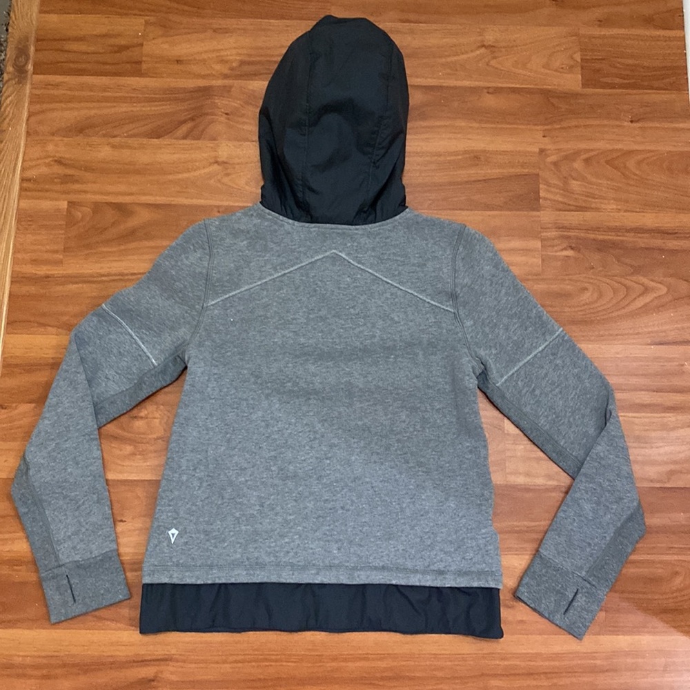 Ivivva by Lululemon Drills and Frills Hoodie - Picture 3 of 13